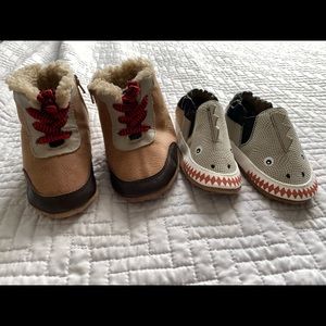 Robeez Baby shoes 12-18 months